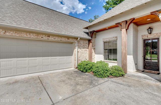 189 Stone Creek Drive, Madison, MS 39110