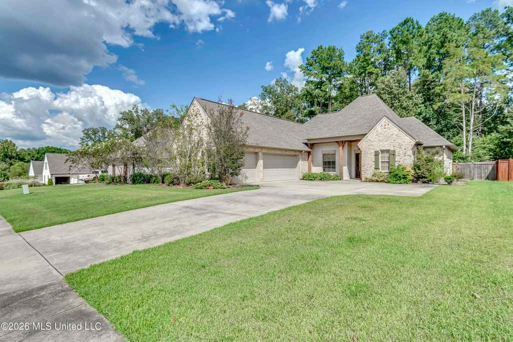189 Stone Creek Drive, Madison, MS 39110