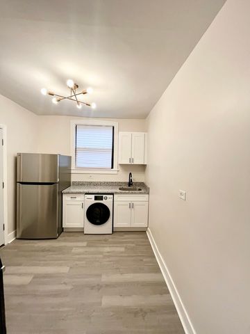 1333 N Lorel Avenue 1W, Chicago, IL 60651
