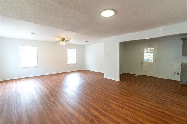 1980 Winchester Court SW, Marietta, GA 30008