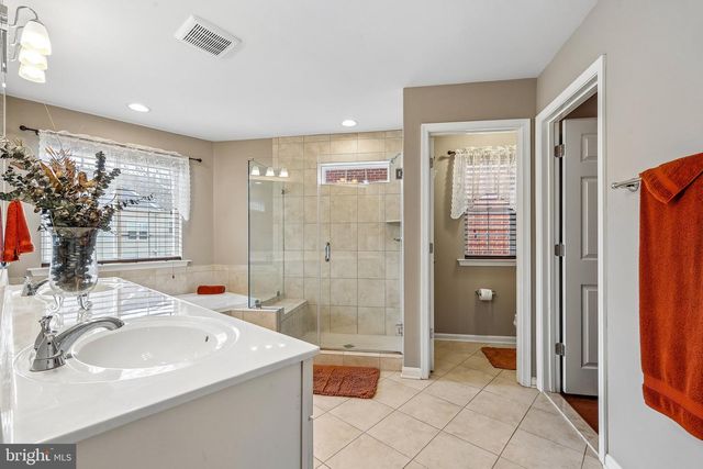 16000 MADISON RIDGE PL, Gainesville, VA 20155
