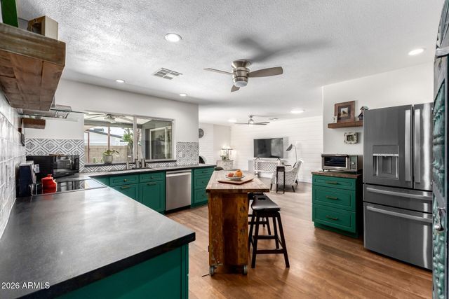 4643 W TOWNLEY Avenue, Glendale, AZ 85302