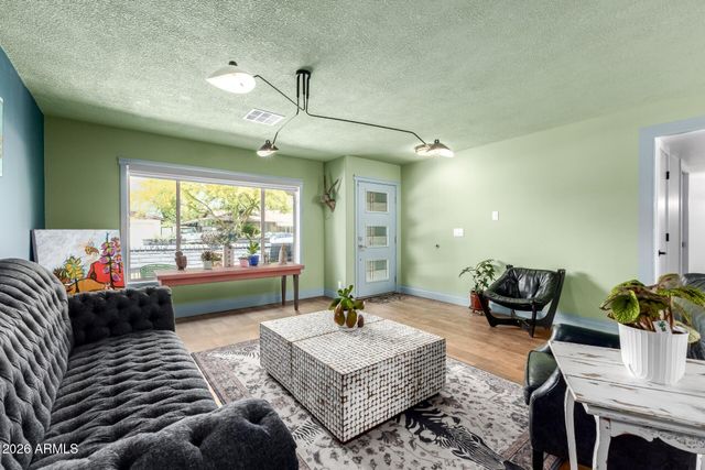 4643 W TOWNLEY Avenue, Glendale, AZ 85302