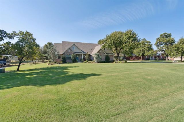 2369 Blue Spruce Drive, Blanchard, OK 73010