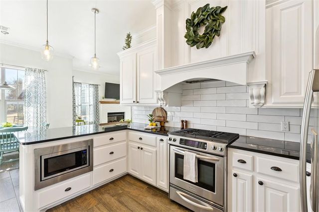 2369 Blue Spruce Drive, Blanchard, OK 73010