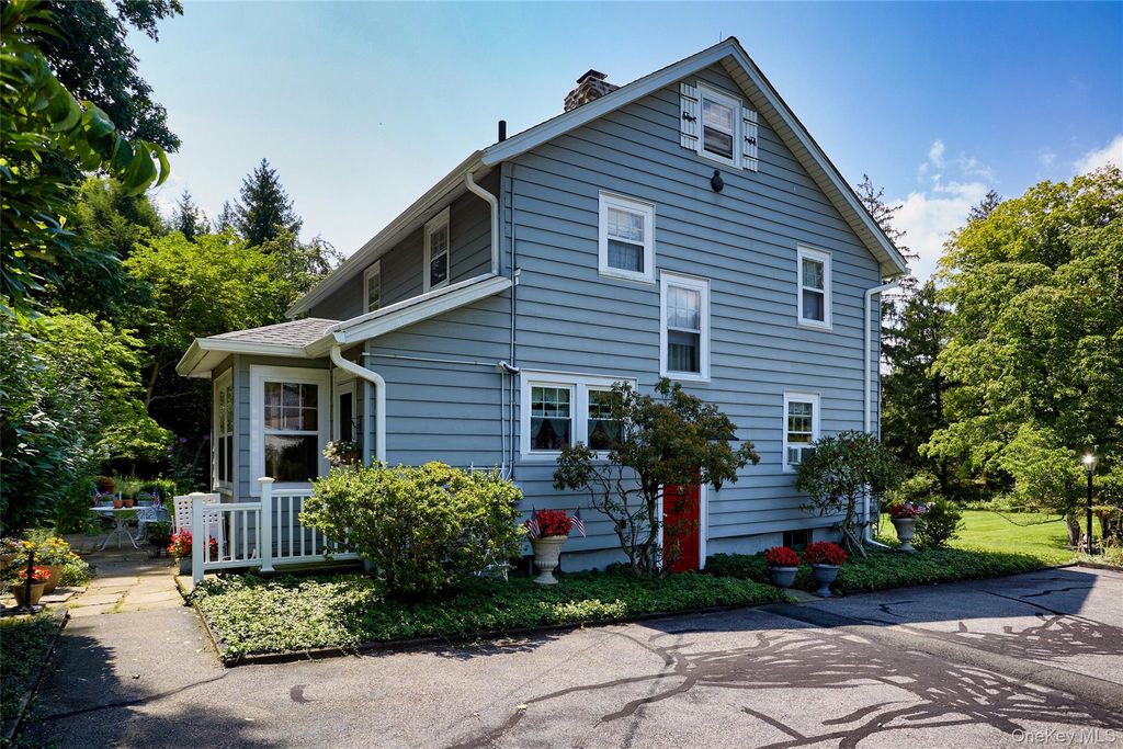 6 Laurel Road, Sloatsburg, NY 10974 — photo 2