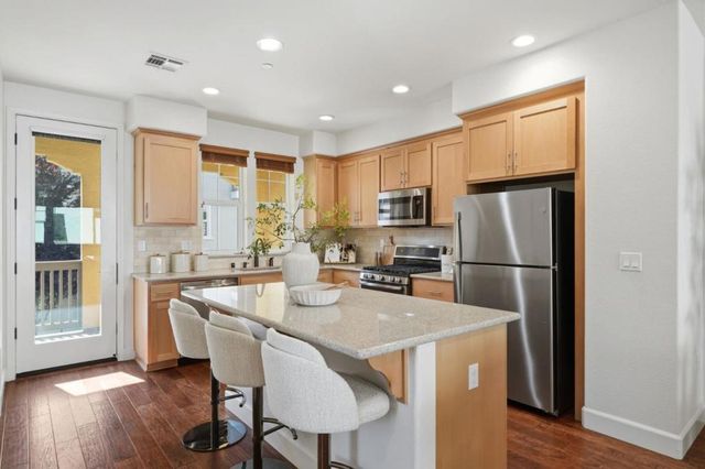 134 Ivory Palm Terrace, Sunnyvale, CA 94086