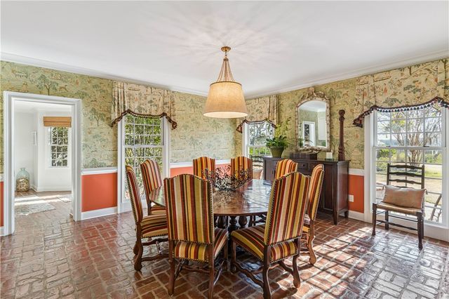 400 Stevens Road, St Simons Island, GA 31522