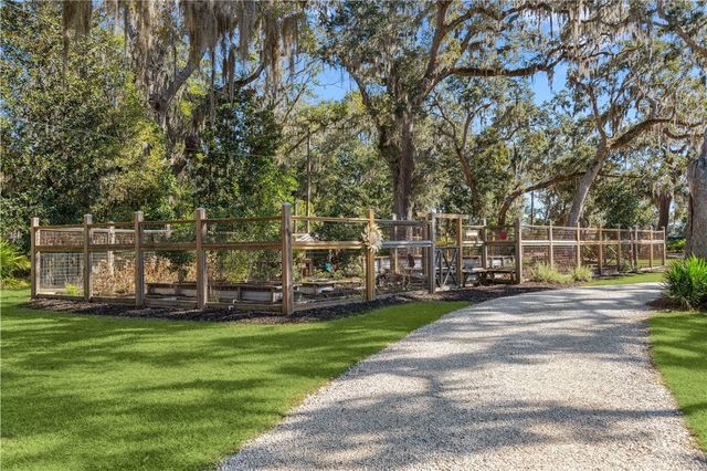 400 Stevens Road, St Simons Island, GA 31522