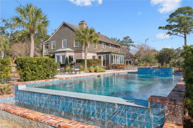 400 Stevens Road, St Simons Island, GA 31522