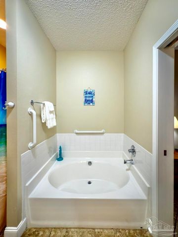 709 Maldonado Dr, Pensacola Beach, FL 32561