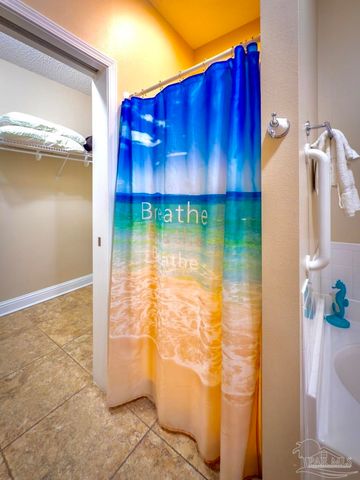 709 Maldonado Dr, Pensacola Beach, FL 32561