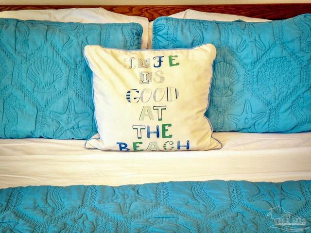 709 Maldonado Dr, Pensacola Beach, FL 32561