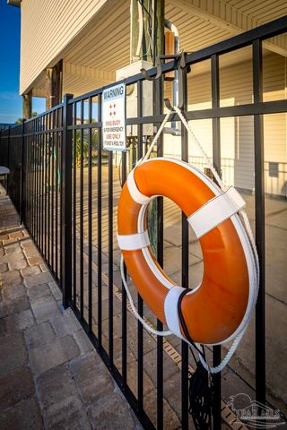 709 Maldonado Dr, Pensacola Beach, FL 32561