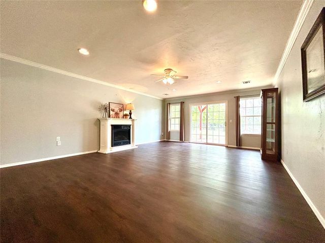 623 W Morgan Drive, Guthrie, OK 73044