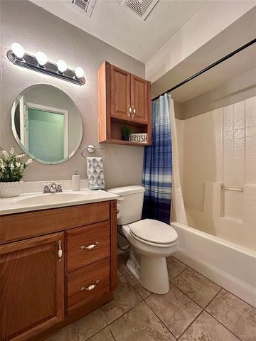 623 W Morgan Drive, Guthrie, OK 73044