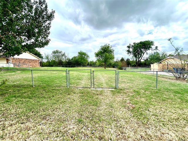 623 W Morgan Drive, Guthrie, OK 73044
