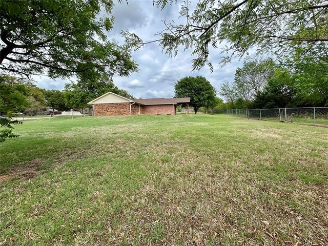 623 W Morgan Drive, Guthrie, OK 73044