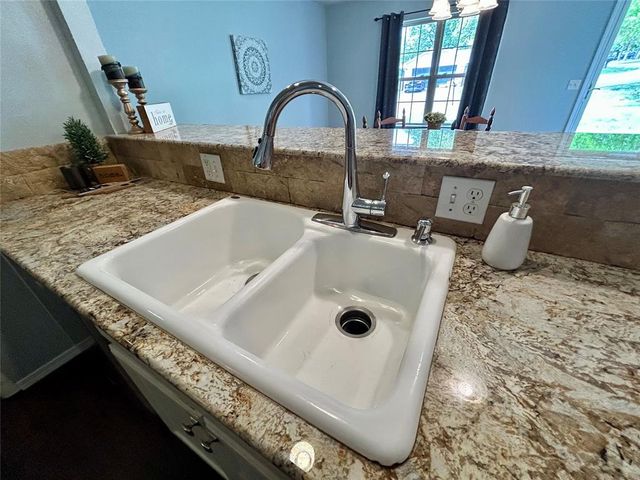 623 W Morgan Drive, Guthrie, OK 73044
