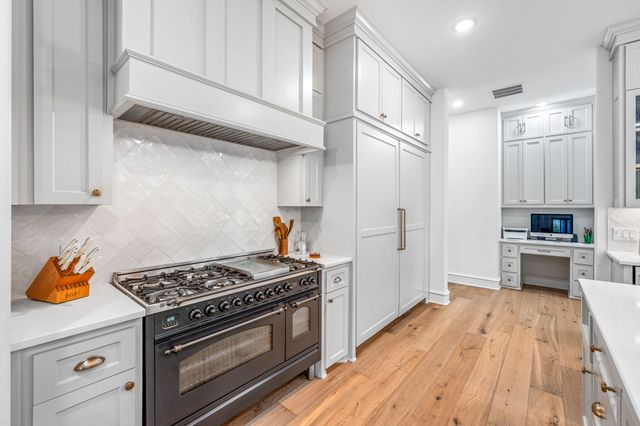 217 E Bay Drive, Bridgeport, TX 76426