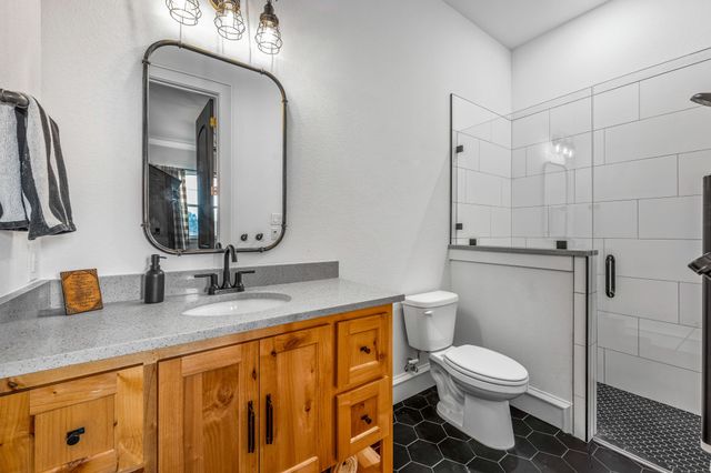 217 E Bay Drive, Bridgeport, TX 76426