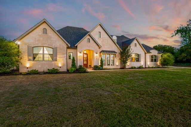 217 E Bay Drive, Bridgeport, TX 76426