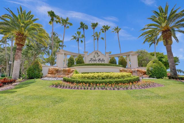 7347 Denicola Lane, Lake Worth, FL 33467