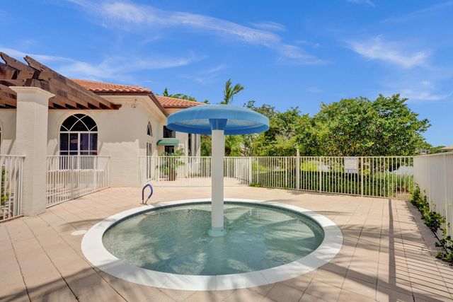 7347 Denicola Lane, Lake Worth, FL 33467