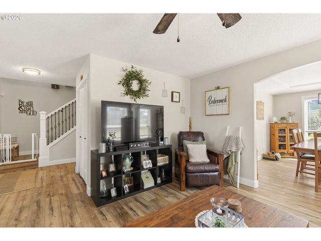 28021 Ne 176TH Pl, Battle Ground, WA 98604