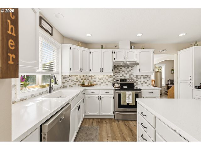28021 Ne 176TH Pl, Battle Ground, WA 98604