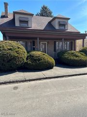 738 Main Street, Wellsville, OH 43968