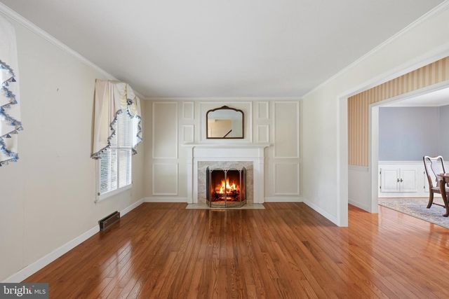 202 TOPFLITE DR, Martinsburg, WV 25403