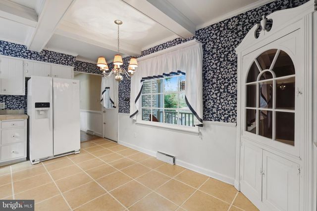 202 TOPFLITE DR, Martinsburg, WV 25403