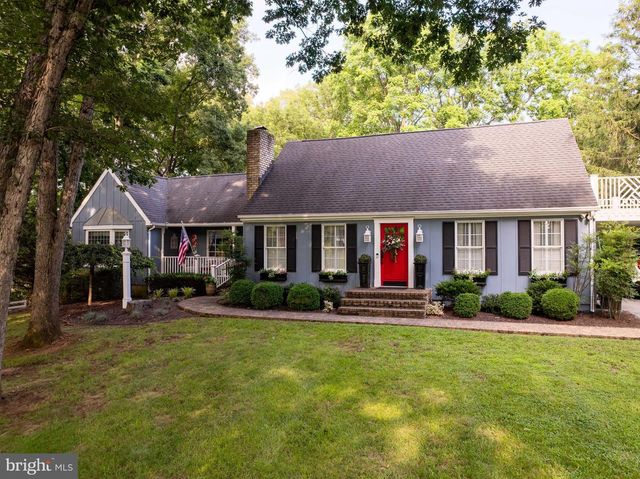 202 TOPFLITE DR, Martinsburg, WV 25403
