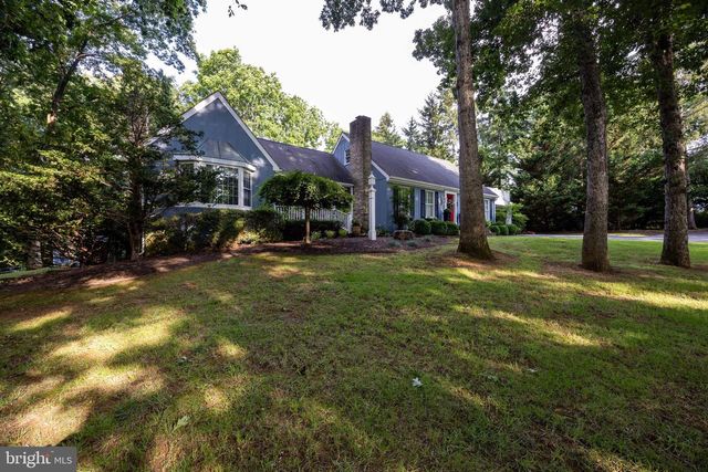 202 TOPFLITE DR, Martinsburg, WV 25403