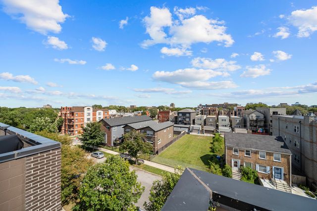 4816 S St. Lawrence Avenue 302, Chicago, IL 60615