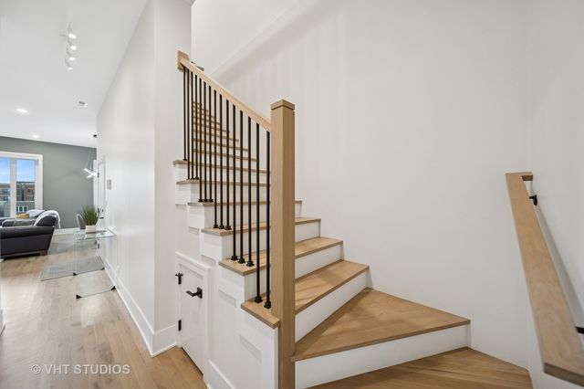 4816 S St. Lawrence Avenue 302, Chicago, IL 60615