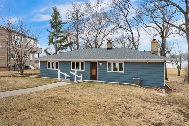 532 Circle Drive, Fox Lake, IL 60020