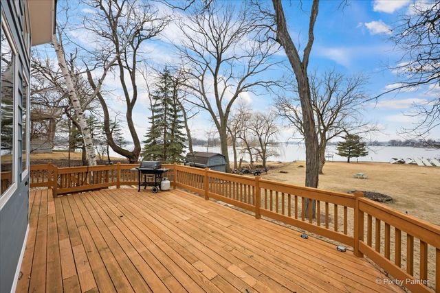 532 Circle Drive, Fox Lake, IL 60020