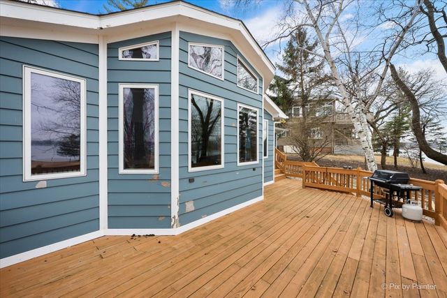 532 Circle Drive, Fox Lake, IL 60020