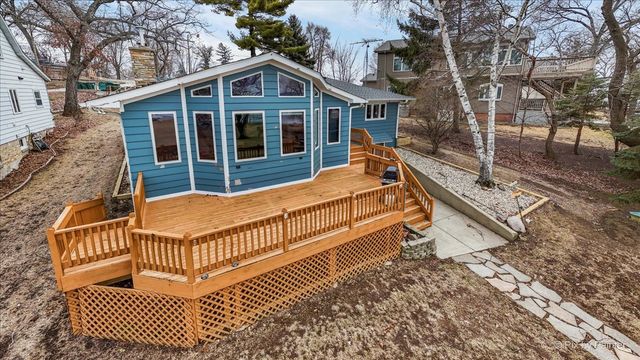 532 Circle Drive, Fox Lake, IL 60020