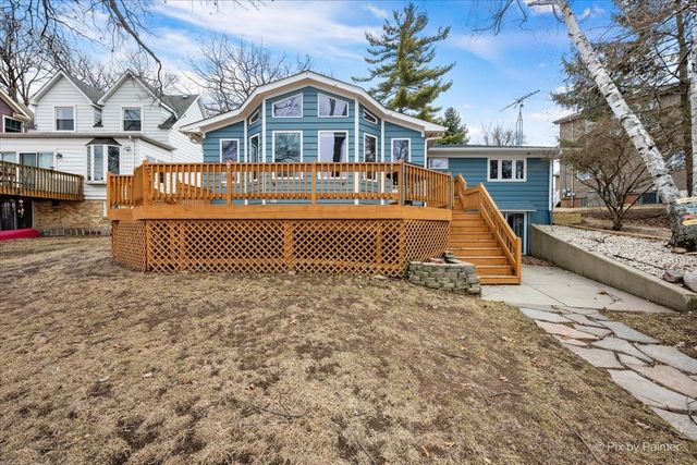 532 Circle Drive, Fox Lake, IL 60020