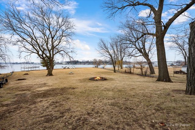 532 Circle Drive, Fox Lake, IL 60020