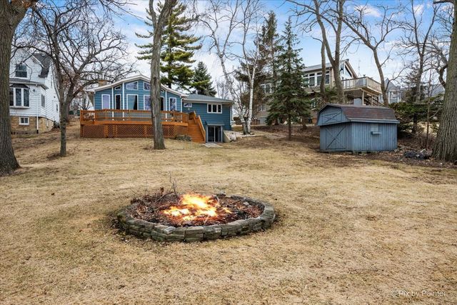 532 Circle Drive, Fox Lake, IL 60020