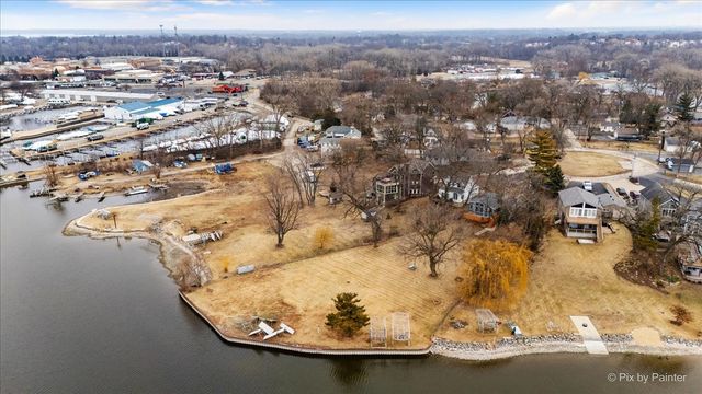 532 Circle Drive, Fox Lake, IL 60020