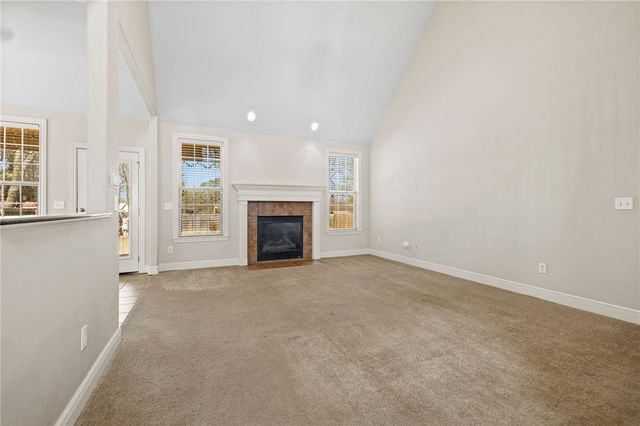 3956 Chevalier Avenue, Springdale, AR 72762