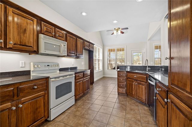 3956 Chevalier Avenue, Springdale, AR 72762