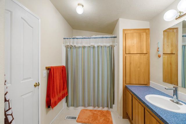131 Finnila Dr, Newport, WA 99156