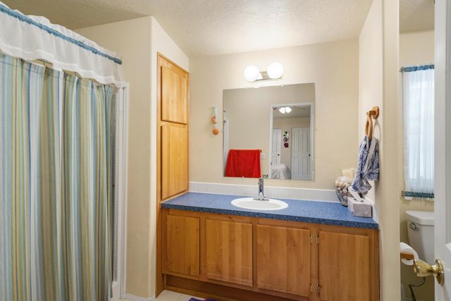 131 Finnila Dr, Newport, WA 99156