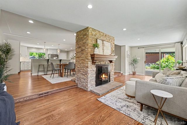 715 S Glencoe Street, Denver, CO 80246